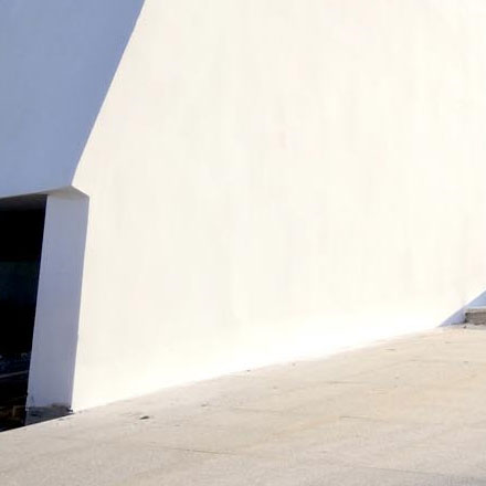 如何使用VI設計來傳達社交媒體平臺的創新和互聯性？